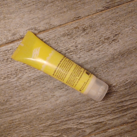 H2O+ Sea Salt Hydrating Body Lotion - Picture 2 of 2